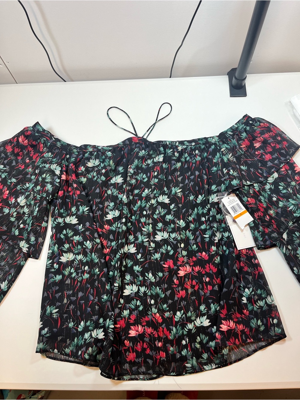 NWT 1.STATE Floral Off Shoulder Ruffle Blouse Black